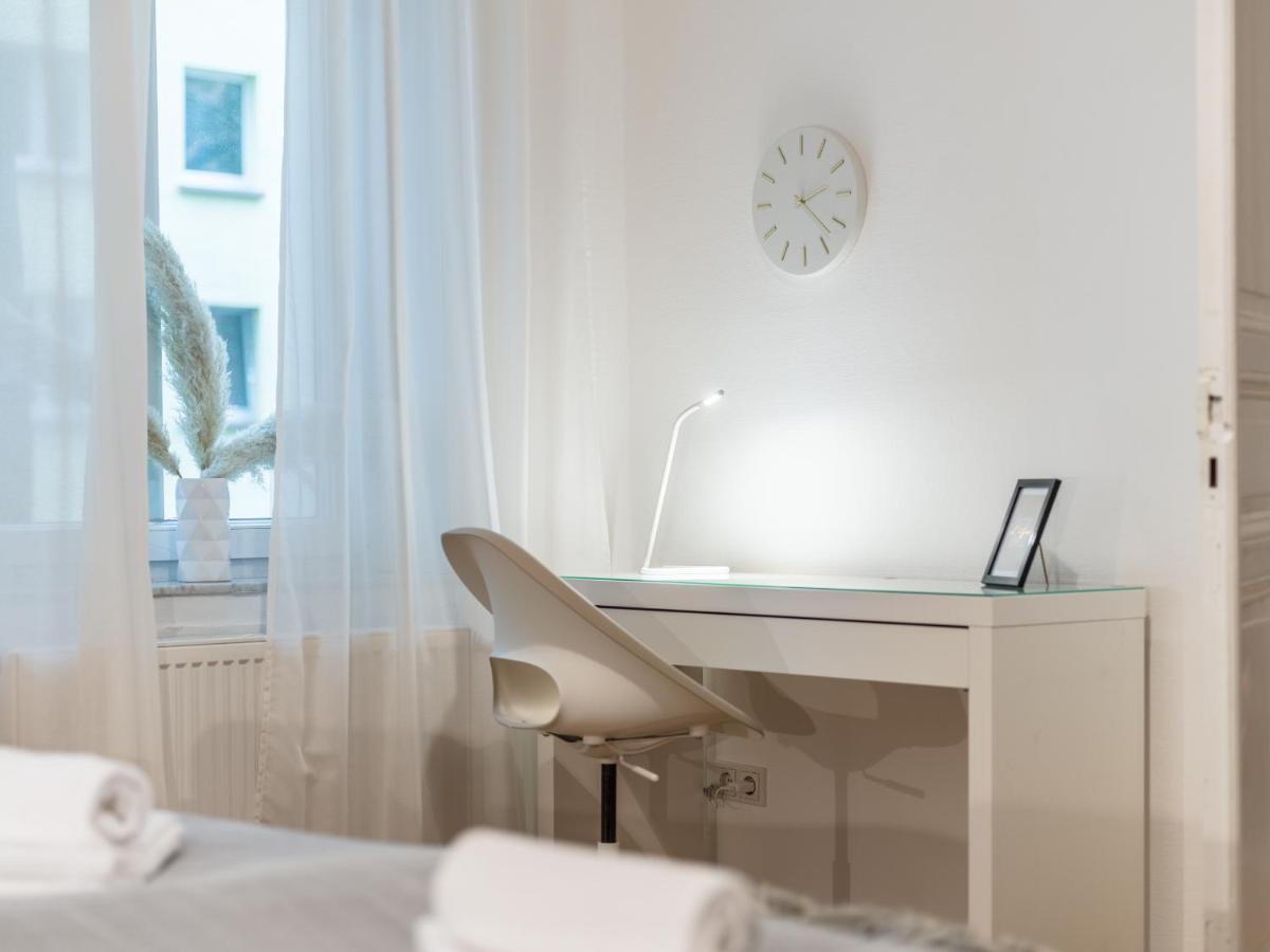 Hochwertige Altbauwohnung Im Modernen Stil In Wiesbaden - Kueche - Terrasse - Wlan - Zentral Exteriör bild